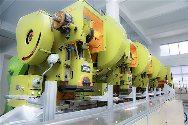 包头原友包装机械有限公司(3G网站)金(jin)屬包裝生産(chǎn)設備