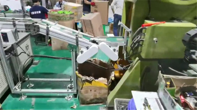 鐵盒定(dìng)制包裝工藝流(liú)程